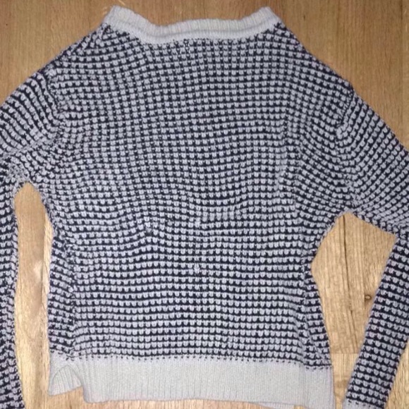 Sweater - Picture 2 of 2