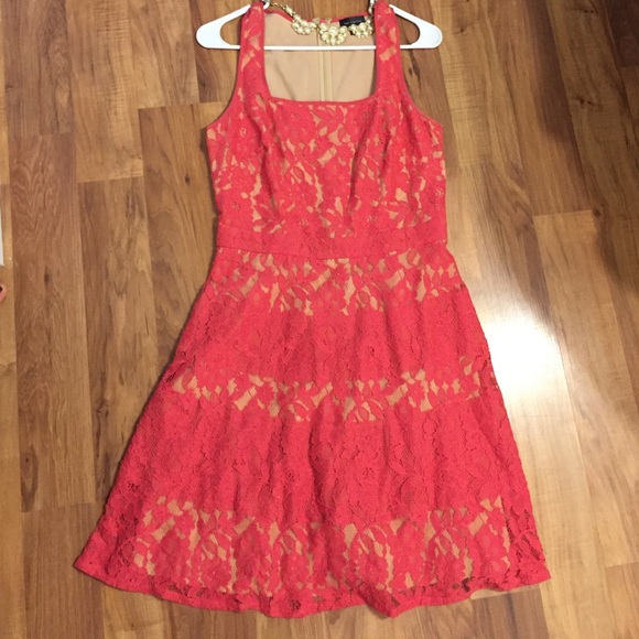 •DRESS• - Picture 2 of 4