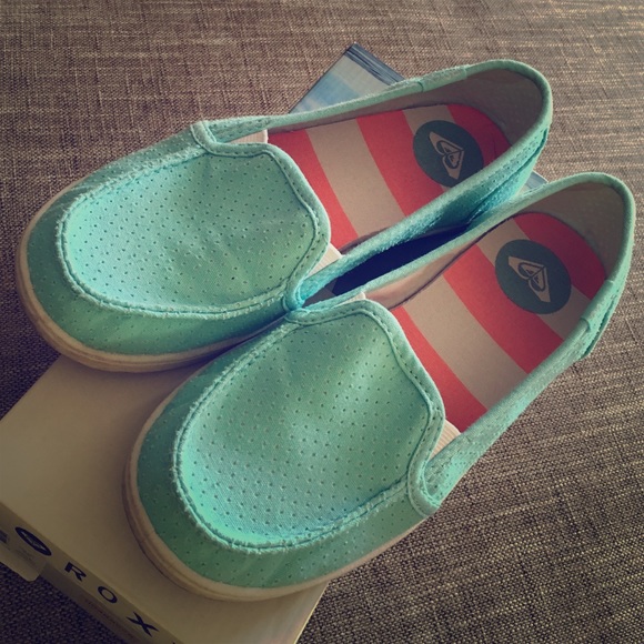 Roxy slip ons - turquoise!