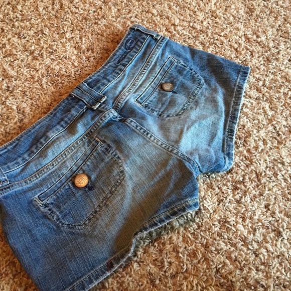 Shorts - Picture 2 of 2