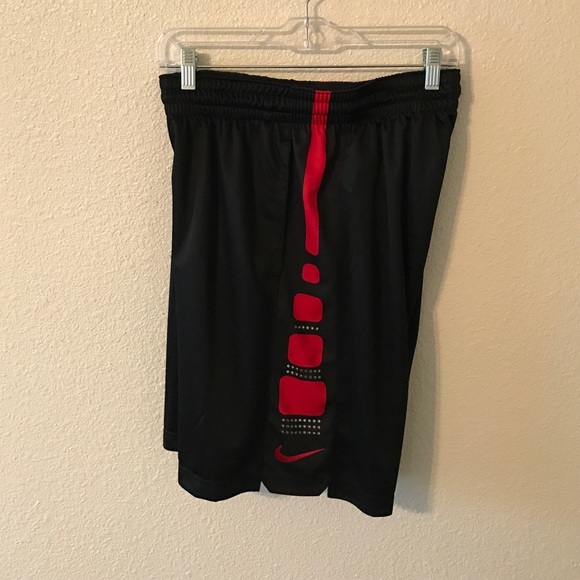 NEW NIKE ELITE DRI-FIT Athletic shorts--Medium