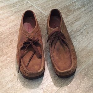Clarks Wallabee