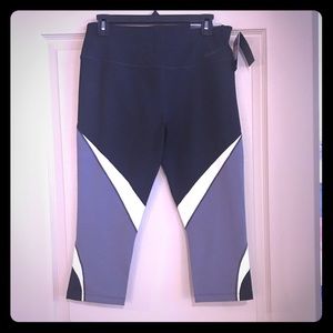 Brand new Nike Legendary capri tights!