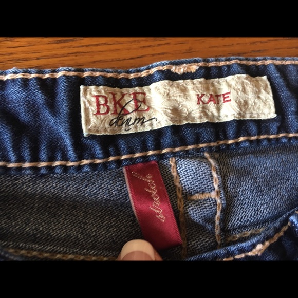 Jeans - Picture 3 of 4