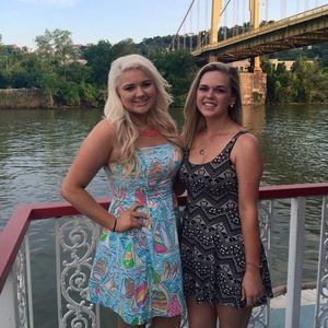 Meet your Posher, Carly