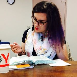 Meet your Posher, Carson