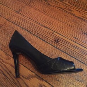 Black Nine West Peep Toe Pumps
