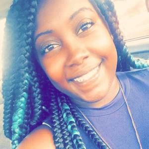 Meet your Posher, Jasmine