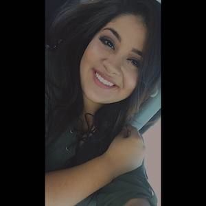 Meet your Posher, Alondra
