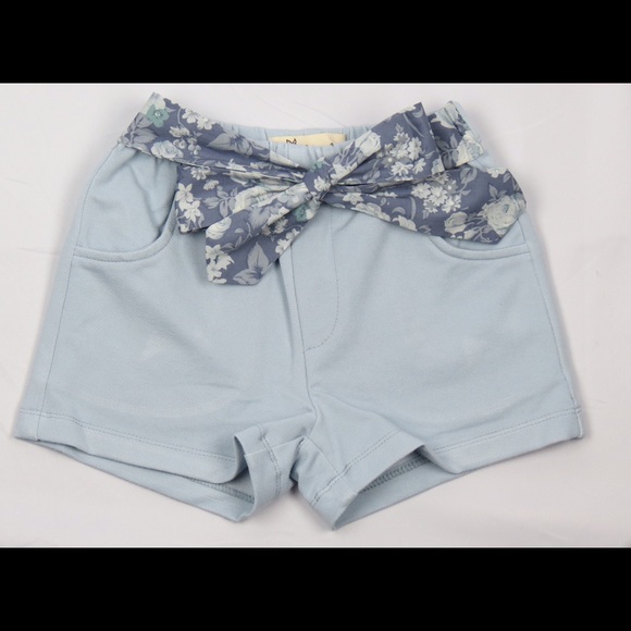 Toddler girls light blue shorts with bow🎀 - Picture 1 of 1