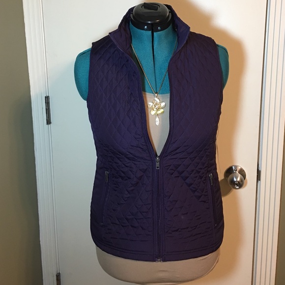 NWT Royal purple quilted vest by Relativity