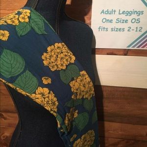 NWT OS lularoe leggings