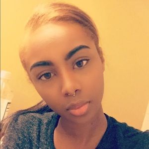 Meet your Posher, Mandy