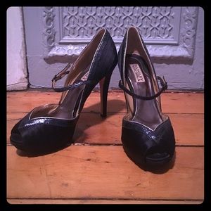BADGLEY MISCHKA navy maryjane peep toe pumps