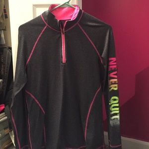 "Never Quit" athletic pullover