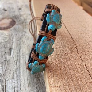Leather Bracelet with Tortoise NWT
