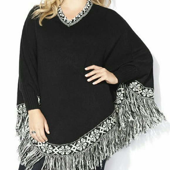 PRIVATE LISTING Sleeved sweater poncho