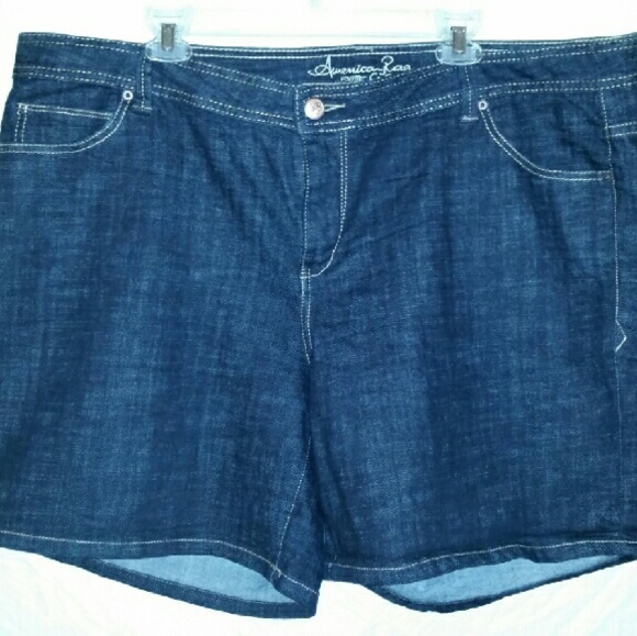 American Rag shorts, size 20W.. Great condition!