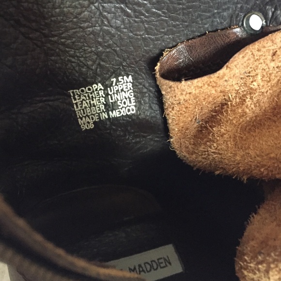 Steve Madden Troopa boots - Picture 3 of 4