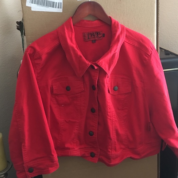 Tripp crop top red denim jacket