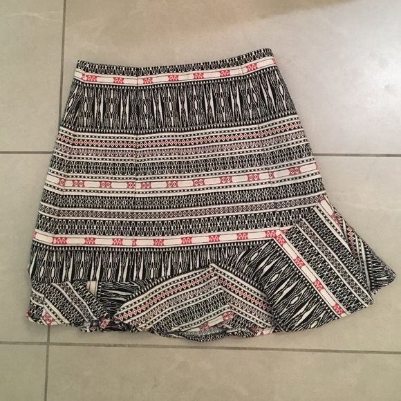 Top Shop- Mini skirt with ruffles