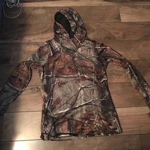 Under armor fitted hoodie