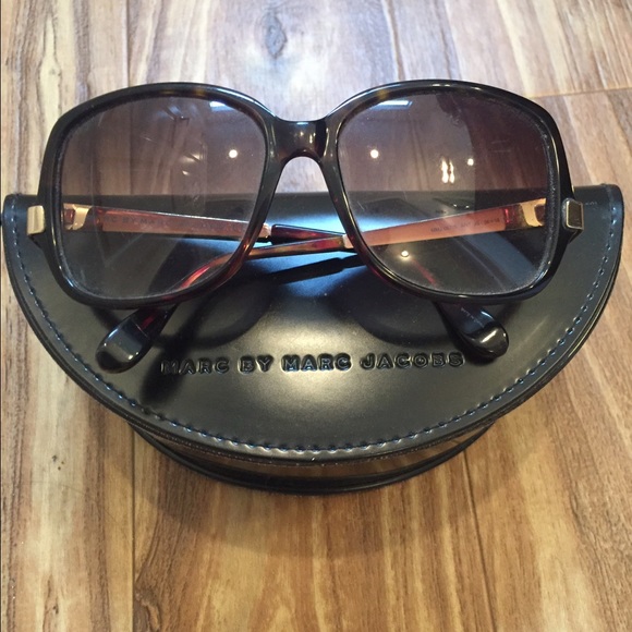 Marc by Marc Jacobs sunglasses with case