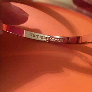 Victoria's Secret bangle bracelet