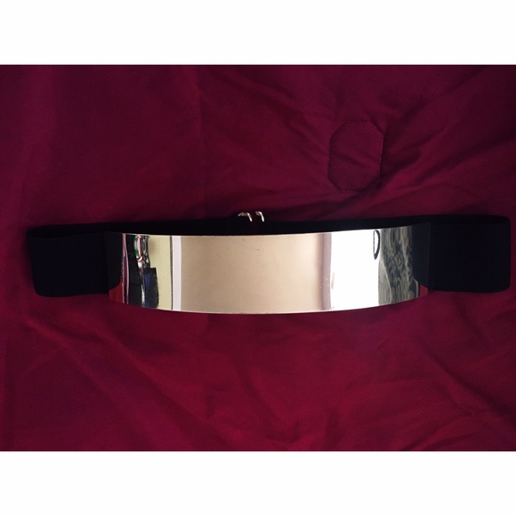 H&M- Gold Band Belt