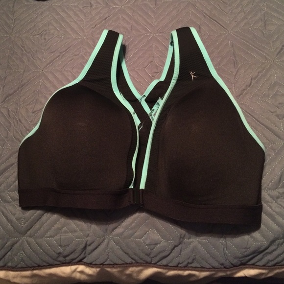 Danskin Sports Bra