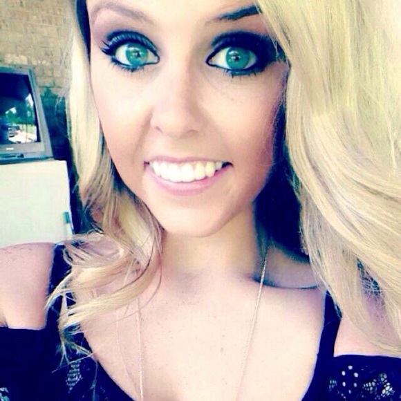 Meet your Posher, Samantha - Picture 1 of 1