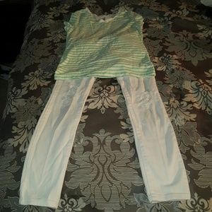 Girls just wanna have fun... And dress cute!