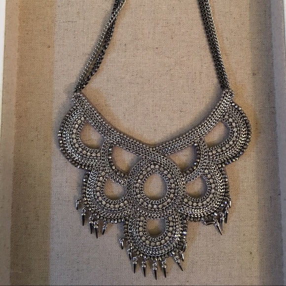 Stella & Dot Tallulah Necklace