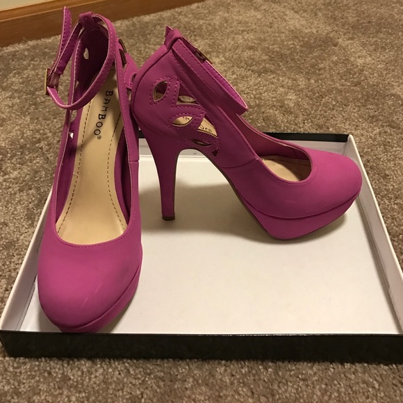 Purple/Pink pumps - Picture 2 of 3