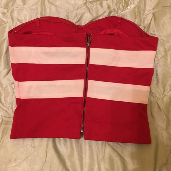 F21 Cropped Sweetheart Top/Wonder Woman Top - Picture 2 of 2