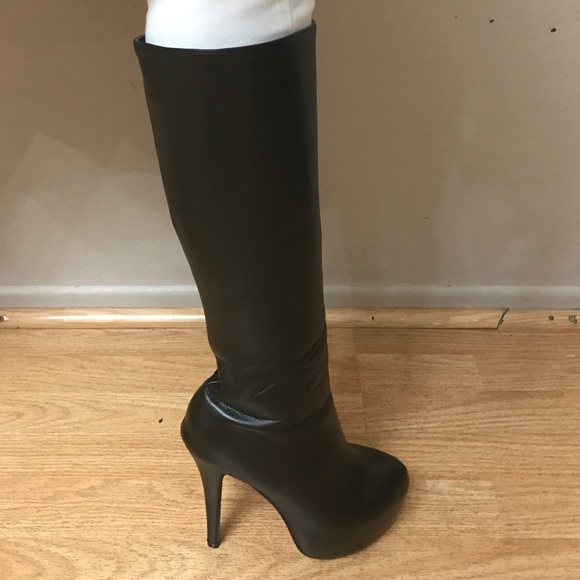 ❣️SEXY RED BOTTOMS HEELS BOOT❣️ - Picture 4 of 4
