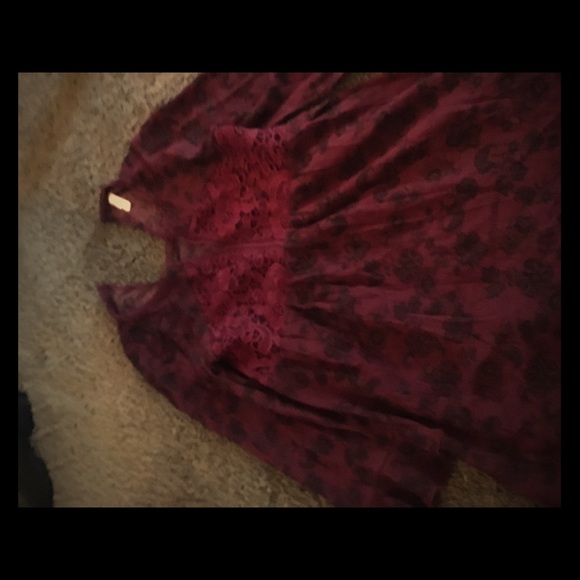 Xhillaration top maroon