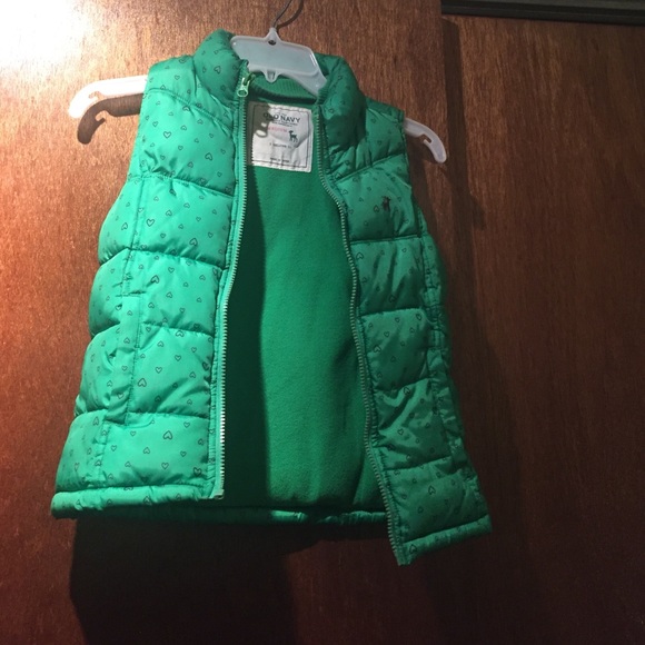Green Puffer Vest - Picture 3 of 4