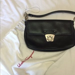 Elegant Shoulder Bag