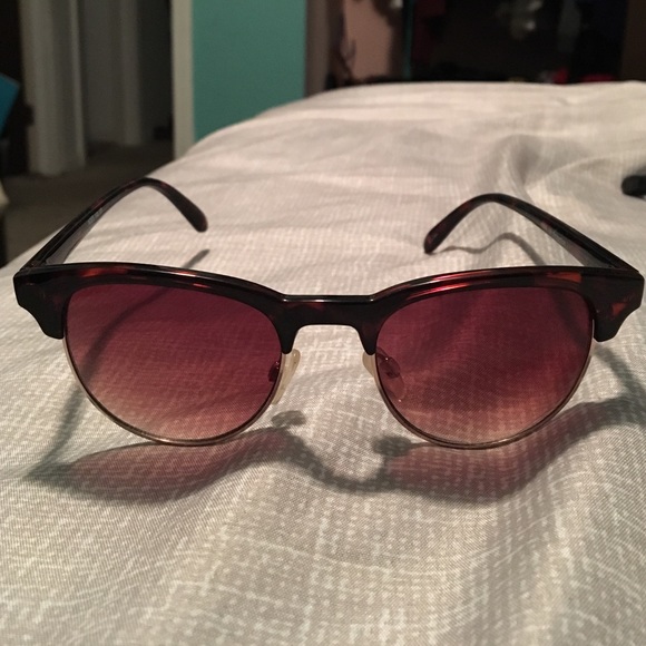 Brown Sunnies - Picture 2 of 3