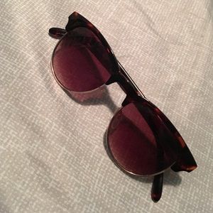 Brown Sunnies