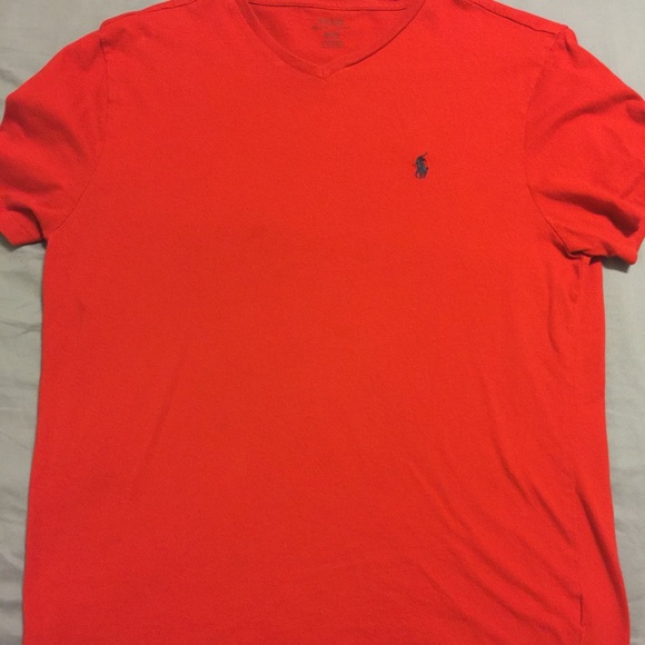 POLO V-NECK SIZE M GOOD CONDITION!!!