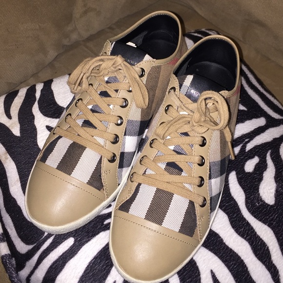 Burberry sneakers