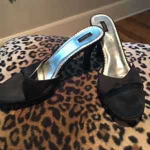 Kicky Basic Black Satin Mules (9)