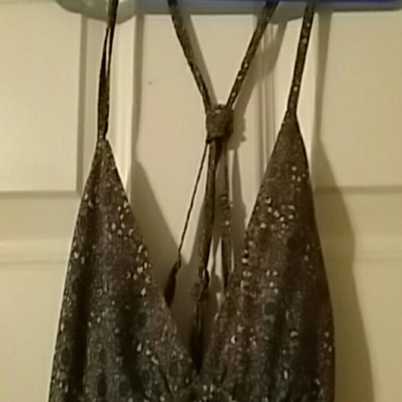 Billabong - Picture 3 of 4