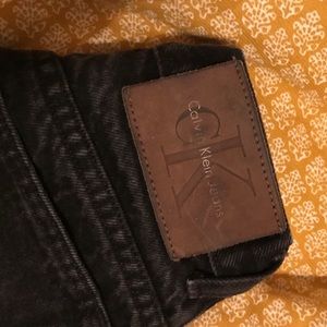 Mom style. high waisted Calvin Klein jeans!