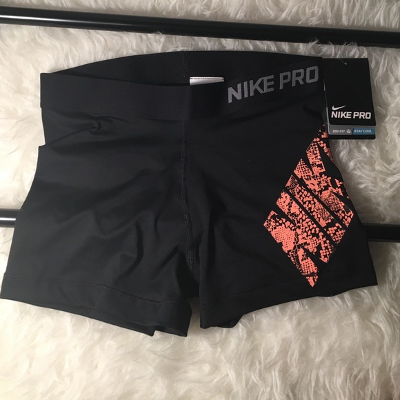 NWT Nike Pro Dri-Fit shorts