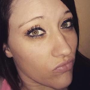 Meet your Posher, Erikaa