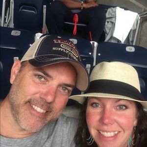 Meet your Posher, Holly