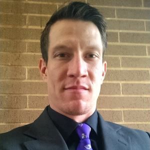 Meet your Posher, Adam